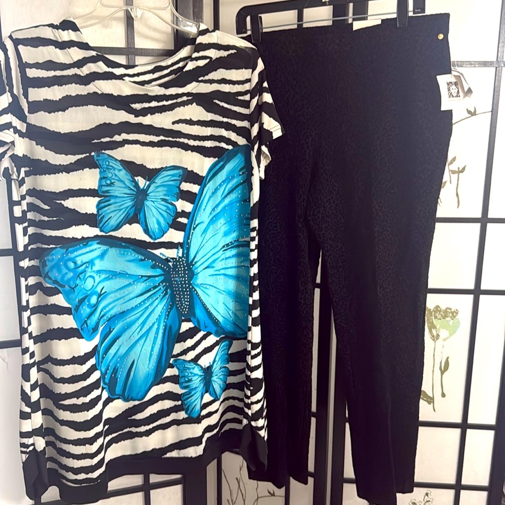 Anne Klein - Animal Print Pull On Pants